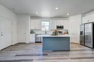 262 Cardinal St, Johnstown, CO 80534 - Photo 8