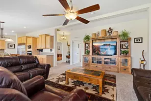 572 Horse Mountain Dr, Livermore, CO 80536 - Photo 18