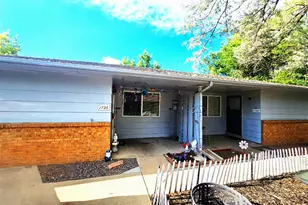 1726 Meadow St, Longmont, CO 80501 - Photo 2