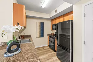 1623 St Paul St, Denver, CO 80206 - Photo 10