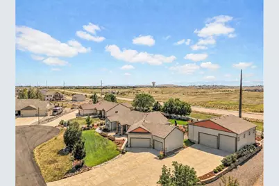 3785 Jay Hawk Ct, Dacono, CO 80514 - Photo 2