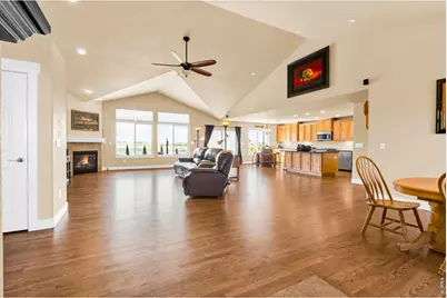 3785 Jay Hawk Ct, Dacono, CO 80514 - Photo 8