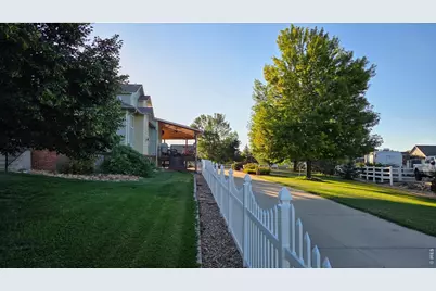 2038 Burbank St, Berthoud, CO 80513 - Photo 4