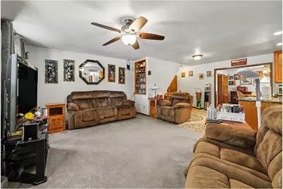 3954 Cottonwood Dr, Loveland, CO 80538 - Photo 6