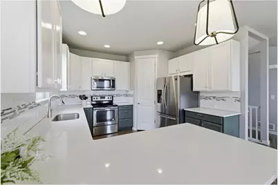 10215 W 11th St, Greeley, CO 80634 - Photo 12