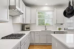 8775 E 28th Ave, Denver, CO 80238 - Photo 14