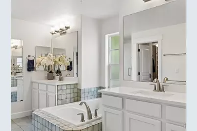 8775 E 28th Ave, Denver, CO 80238 - Photo 20