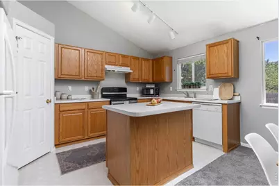 5408 Bobcat St, Frederick, CO 80504 - Photo 8