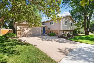 1955 Sandalwood Ln, Fort Collins, CO 80526 - Photo 1