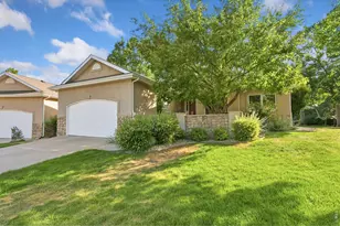 2721 Moore Ln, Fort Collins, CO 80526 - Photo 2