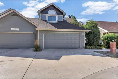 968 Richmond Dr #2, Fort Collins, CO 80526 - Photo 2