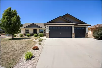 7407 Turnbull Ct, Windsor, CO 80550 - Photo 2