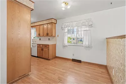 7927 Elmwood Ln, Denver, CO 80221 - Photo 8