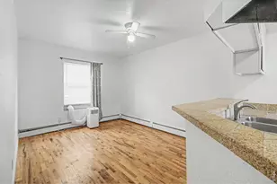1629 N Clarkson St, Denver, CO 80218 - Photo 12