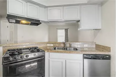 1629 N Clarkson St #11, Denver, CO 80218 - Photo 18