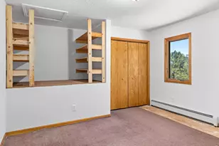 2431 Carriage Dr, Estes Park, CO 80517 - Photo 30