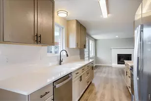 4869 N Roosevelt Ave, Loveland, CO 80538 - Photo 8