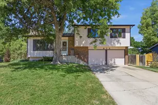 672 Mansfield Dr, Fort Collins, CO 80525 - Photo 1