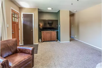 2430 W Plum St, Fort Collins, CO 80521 - Photo 10
