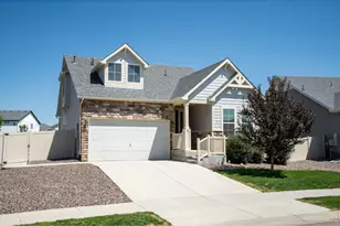 4301 Riverwalk Circle, Johnstown, CO 80534 - Photo 2