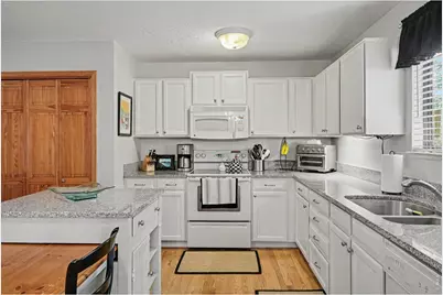 717 Shipman Mountain Ct, Windsor, CO 80550 - Photo 2