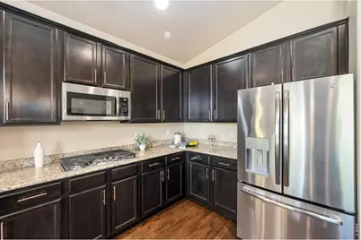 2177 Beehive Ct, Windsor, CO 80550 - Photo 10