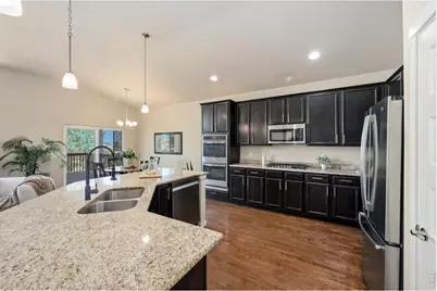 2177 Beehive Ct, Windsor, CO 80550 - Photo 8