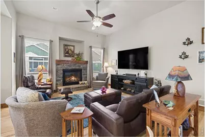1643 Hoehne St, Loveland, CO 80538 - Photo 6