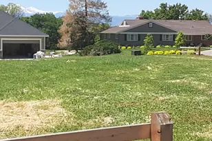 2128 Longs Peak Ave, Longmont, CO 80501 - Photo 2