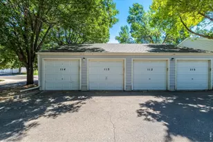 1419 Red Mountain Dr, Longmont, CO 80504 - Photo 36