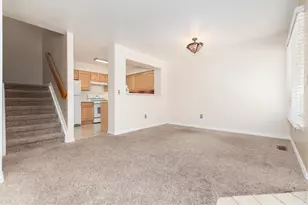 1419 Red Mountain Dr, Longmont, CO 80504 - Photo 8