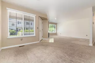 1419 Red Mountain Dr, Longmont, CO 80504 - Photo 6
