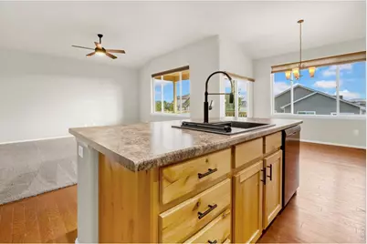 1884 Covered Bridge Pkwy, Windsor, CO 80550 - Photo 4