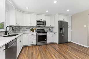 822 Walnut St, Windsor, CO 80550 - Photo 12