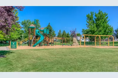1030 Opal St #104, Broomfield, CO 80020 - Photo 32