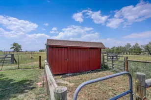 2316 Horseshoe Cir, Longmont, CO 80504 - Photo 10