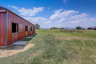 2316 Horseshoe Cir, Longmont, CO 80504 - Photo 18