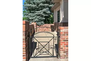 49 Coral Pl, Greenwood Village, CO 80111 - Photo 4
