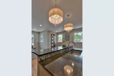 852 E Stuart St, Fort Collins, CO 80525 - Photo 6