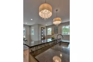 852 E Stuart St, Fort Collins, CO 80525 - Photo 6