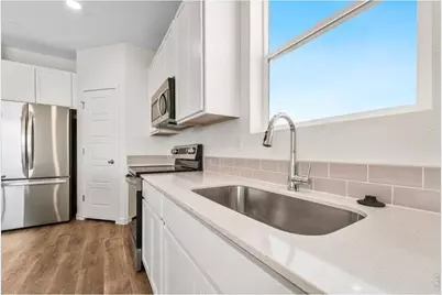 4000 Agnes St, Evans, CO 80620 - Photo 6