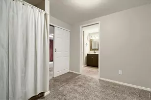 1415 Deerwood Dr, Longmont, CO 80504 - Photo 14