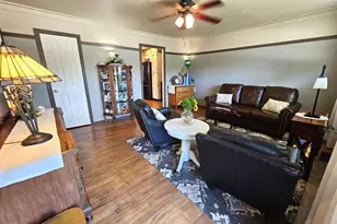 806 Elwood St, Sterling, CO 80751 - Photo 2