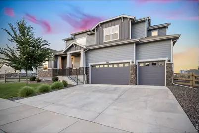 960 Larimer Ridge Pkwy, Timnath, CO 80547 - Photo 2