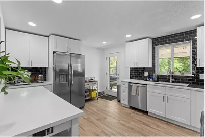 927 E 4th Ave, Longmont, CO 80504 - Photo 12