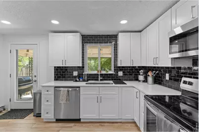 927 E 4th Ave, Longmont, CO 80504 - Photo 16