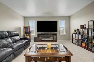15704 Roslyn St, Thornton, CO 80602 - Photo 44
