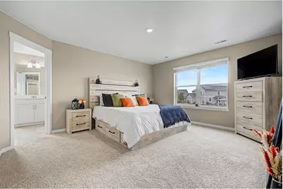 15704 Roslyn St, Thornton, CO 80602 - Photo 30