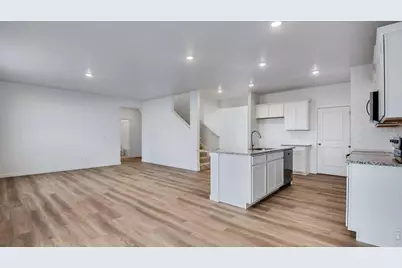 2312 Crosswind St, Fort Lupton, CO 80621 - Photo 4