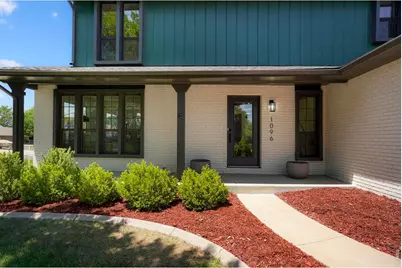 1096 Princeton Dr, Longmont, CO 80503 - Photo 2
